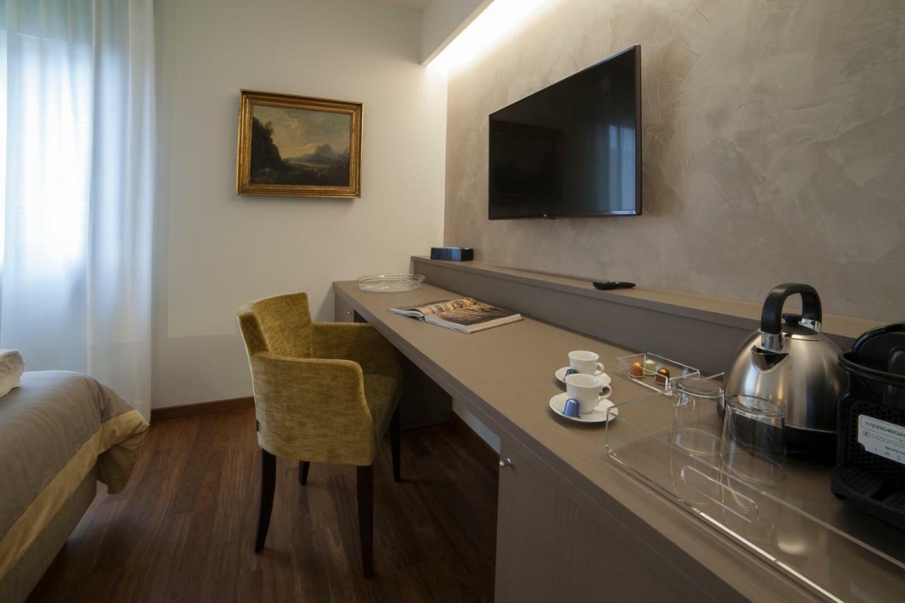 Parco Dell'Adige Rooms Verona Exterior photo